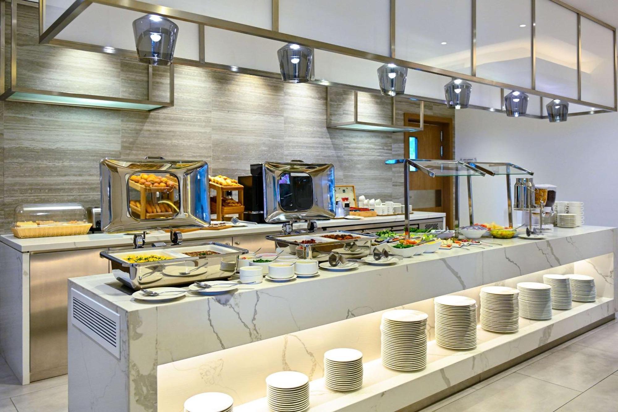 Comfort King Road Hotel 3*